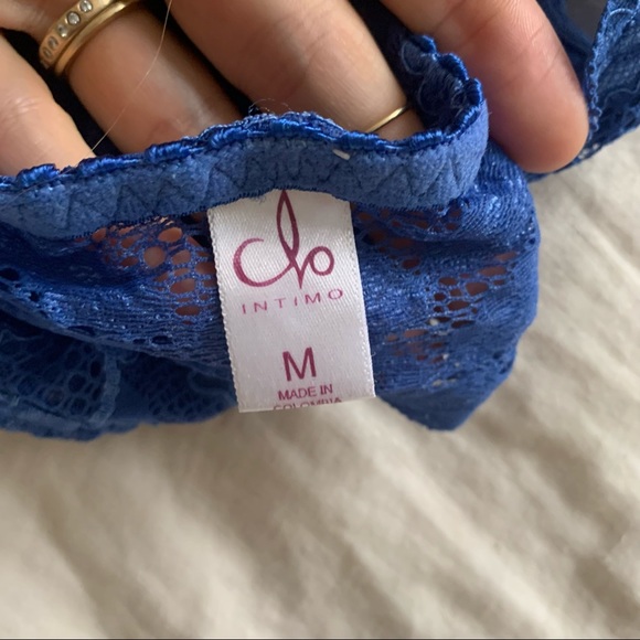 Blue lace bralette - Picture 4 of 4